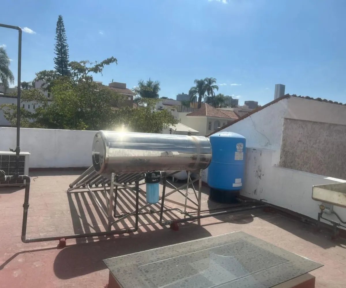 Casa En Renta,Atlas Colomos,Atlas Colomos Poniente 82, Zapopan, Jalisco 45118, 5 Habitaciones,5 Baños,Atlas Colomos Poniente,1,pcxvNpu