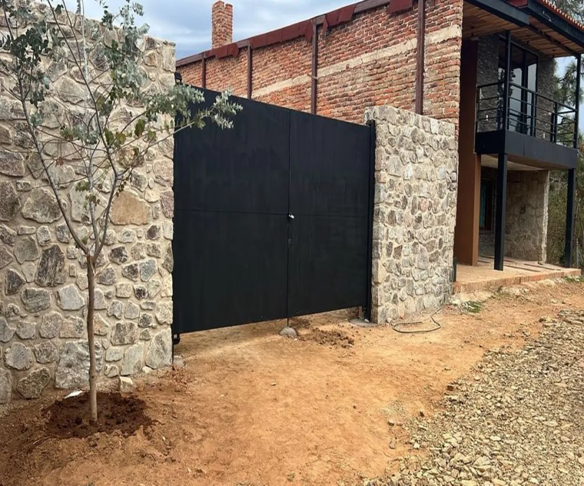 Casa En Venta,los epinos ,casimiro hernandez 3, Tapalpa, Jalisco 49346, 4 Habitaciones,4 Baños,casimiro hernandez,1,piB4Rrn