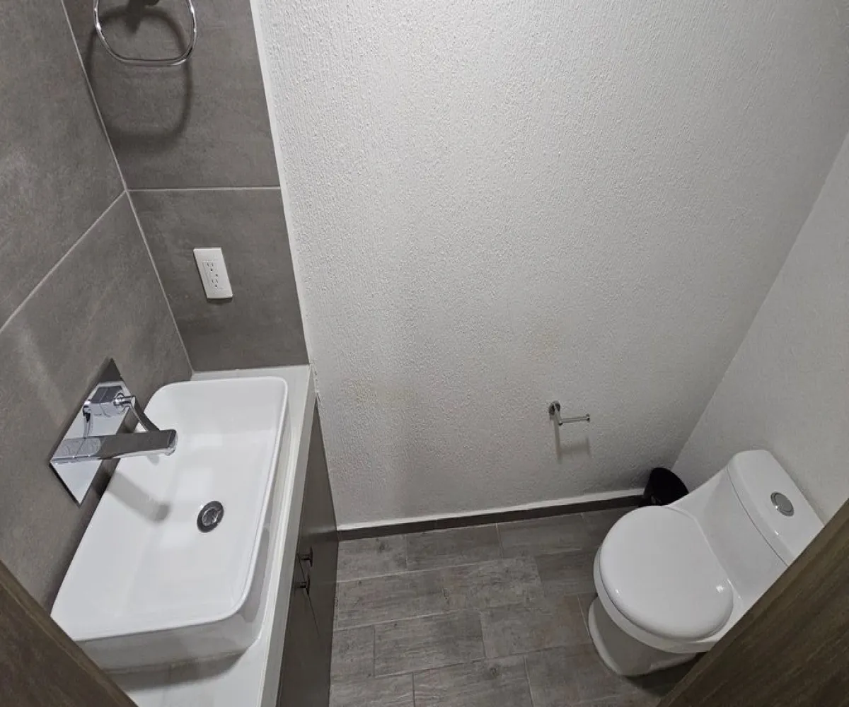 Casa En Venta,El Alamo,Calzada Huascato 807, San Pedro Tlaquepaque, Jalisco 45560, 2 Habitaciones,1 Baño,Calzada Huascato,3,pvtzXIL