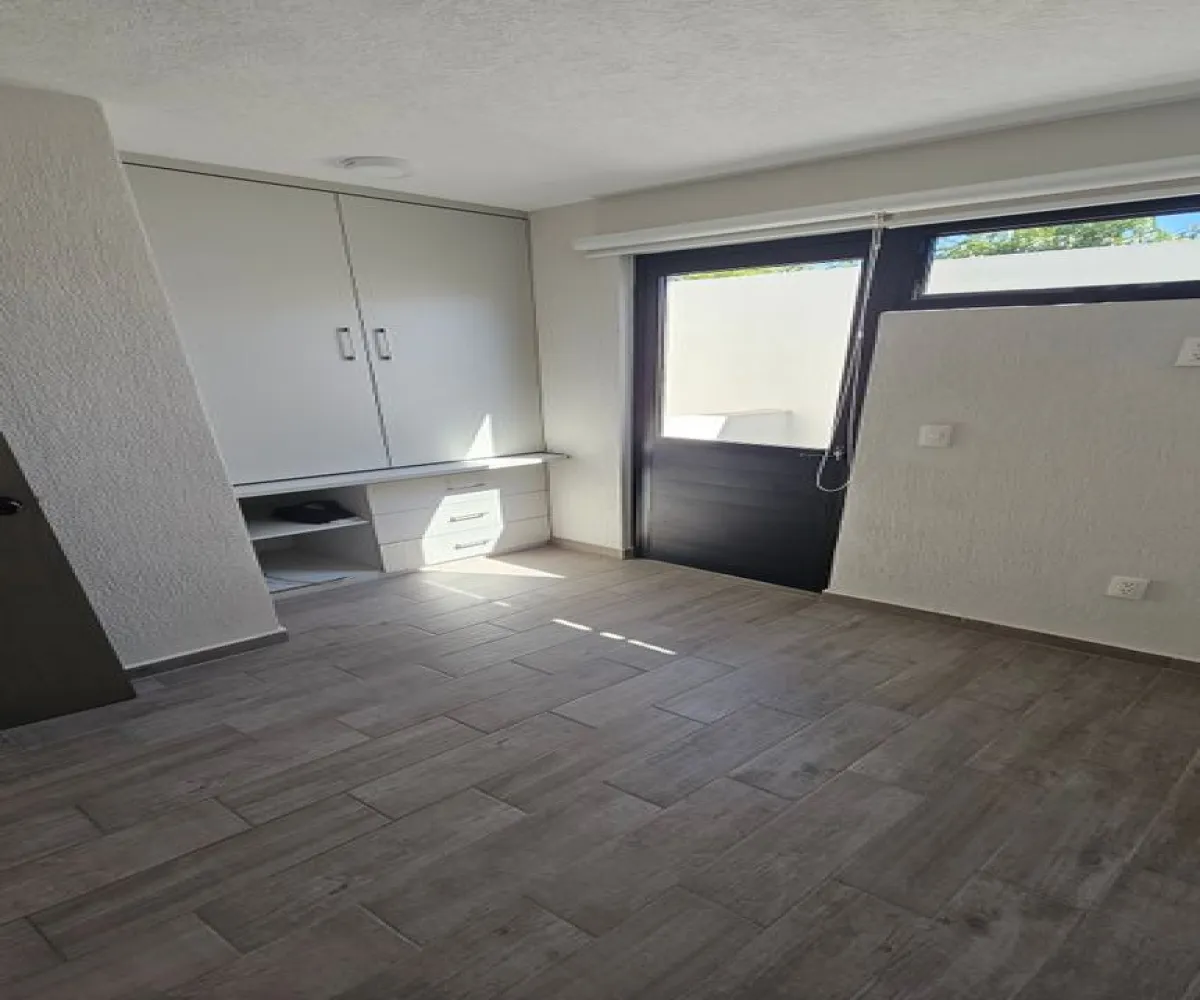 Casa En Venta,El Alamo,Calzada Huascato 807, San Pedro Tlaquepaque, Jalisco 45560, 2 Habitaciones,1 Baño,Calzada Huascato,3,pvtzXIL