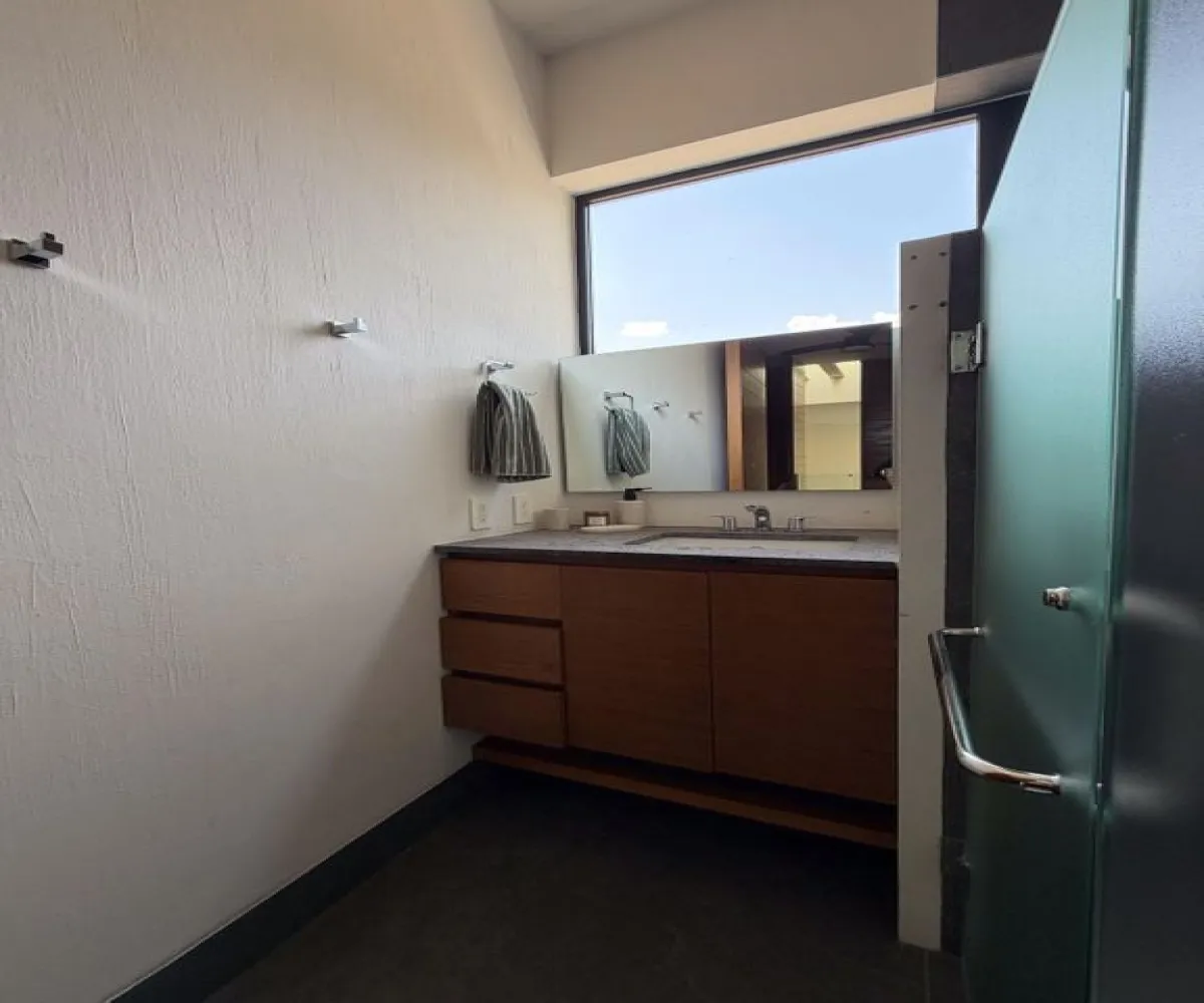 Casa En Venta,La Cima,Avenida Federalistas 1994, Zapopan, Jalisco 45134, 3 Habitaciones,4 Baños,Avenida Federalistas,2,pkkMRZC