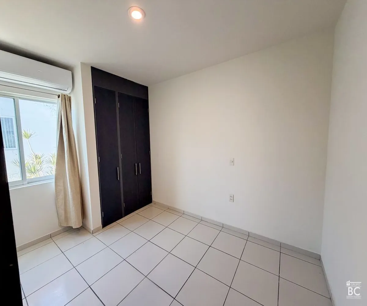 Casa En Venta,Valle Real,Avenida Aviación 5950 95, Zapopan, Jalisco 45136, 3 Habitaciones,2 Baños,Avenida Aviación,2,pI4sDit