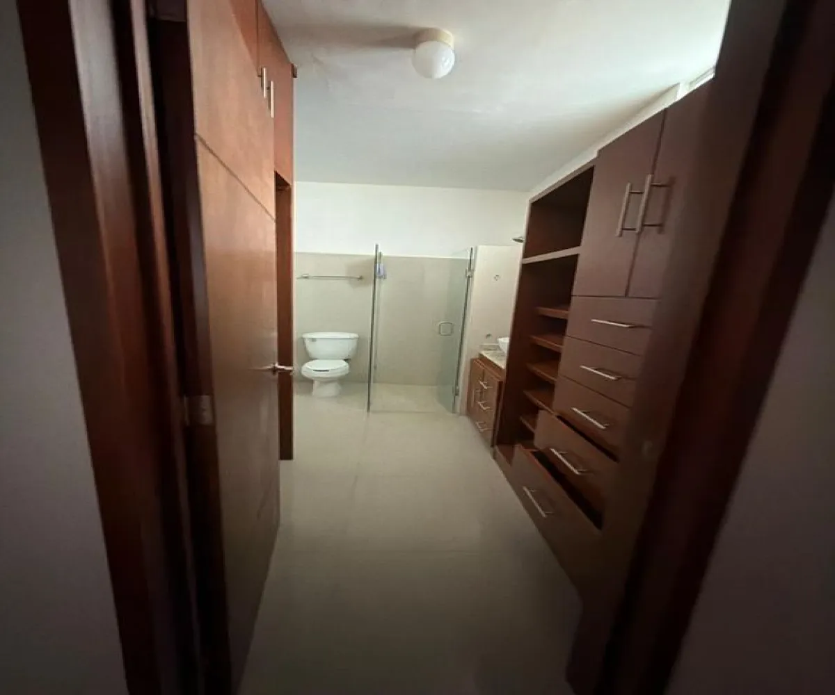 Casa En Venta,santa anita,Avenida Arbolada Bosques de Santa Anita 410, Tlajomulco de Zúñiga, Jalisco 45640, 5 Habitaciones,5 Baños,Avenida Arbolada Bosques de Santa Anita,1,pcUnHoi