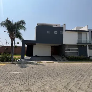 Casa En Venta,santa anita,Avenida Arbolada Bosques de Santa Anita 410, Tlajomulco de Zúñiga, Jalisco 45640, 5 Habitaciones,5 Baños,Avenida Arbolada Bosques de Santa Anita,1,pcUnHoi