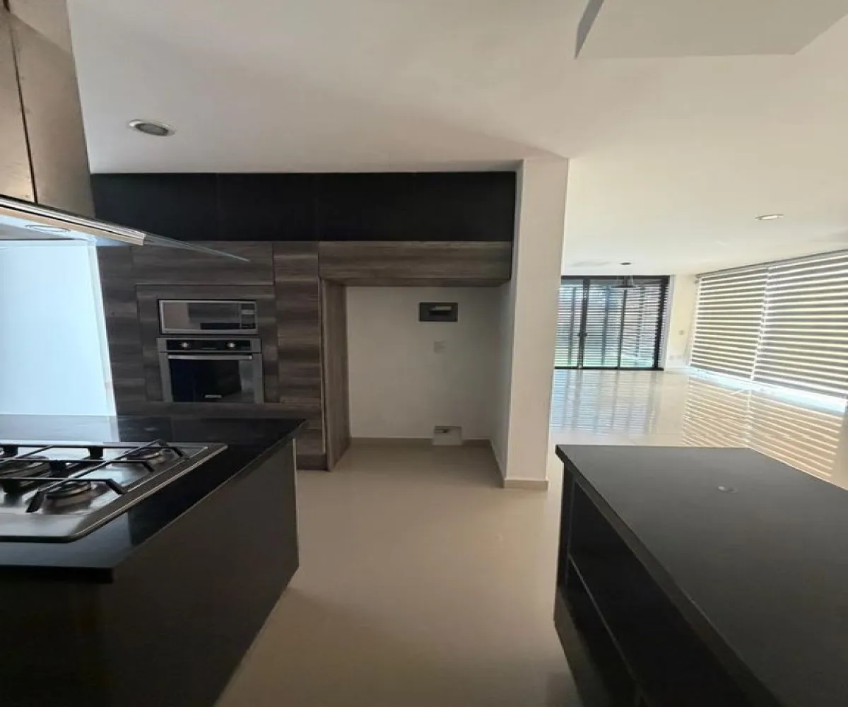 Casa En Venta,santa anita,Avenida Arbolada Bosques de Santa Anita 410, Tlajomulco de Zúñiga, Jalisco 45640, 5 Habitaciones,5 Baños,Avenida Arbolada Bosques de Santa Anita,1,pcUnHoi