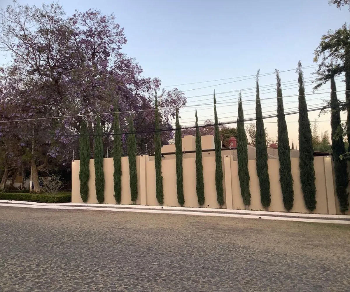 Casa En Venta,Ajijic, La Floresta,Paseo del Mirador 93, Chapala, Jalisco 45920, 6 Habitaciones,6 Baños,Paseo del Mirador,1,pCZovTy