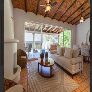 Casa En Venta,Ajijic, La Floresta,Paseo del Mirador 93, Chapala, Jalisco 45920, 6 Habitaciones,6 Baños,Paseo del Mirador,1,pCZovTy