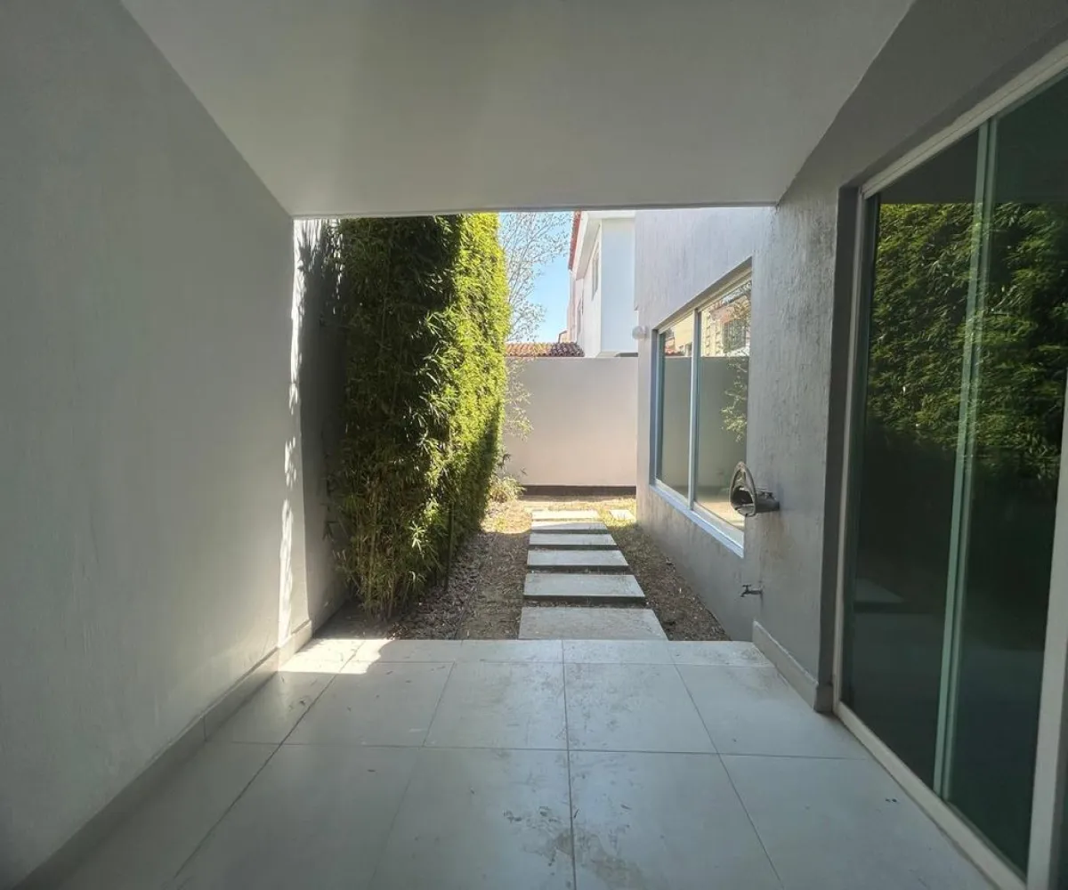 Casa En Renta,Jardín Real,Jardín de Las Victorias Sur 1 72, Zapopan, Jalisco 45136, 3 Habitaciones,3 Baños,Jardín de Las Victorias Sur,1,pVIOClU