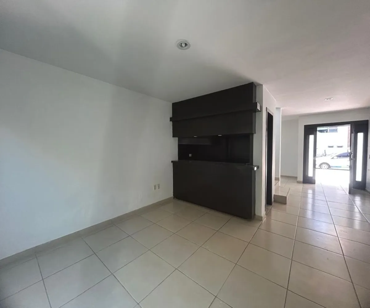 Casa En Renta,Jardín Real,Jardín de Las Victorias Sur 1 72, Zapopan, Jalisco 45136, 3 Habitaciones,3 Baños,Jardín de Las Victorias Sur,1,pVIOClU