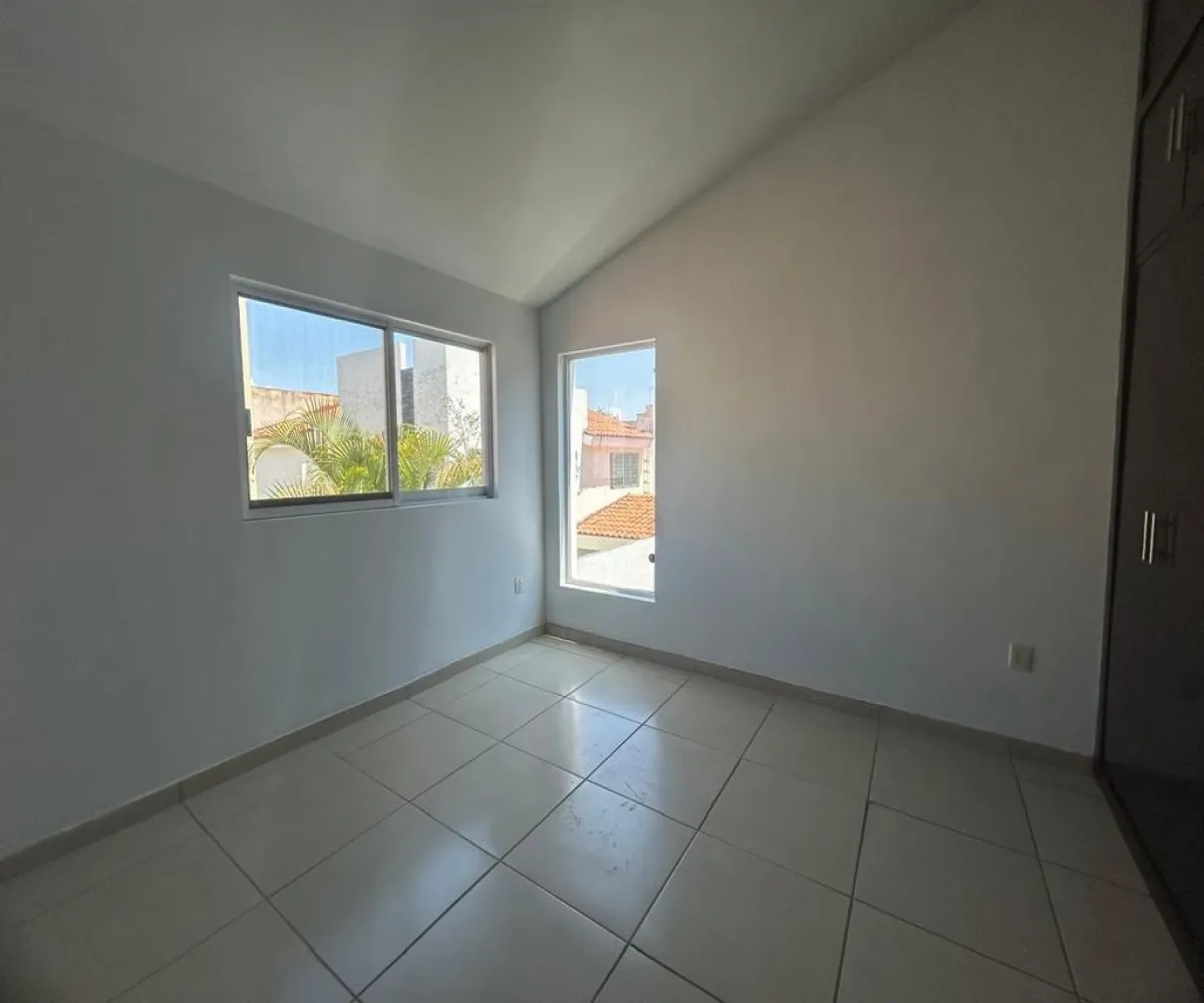 Casa En Renta,Jardín Real,Jardín de Las Victorias Sur 1 72, Zapopan, Jalisco 45136, 3 Habitaciones,3 Baños,Jardín de Las Victorias Sur,1,pVIOClU