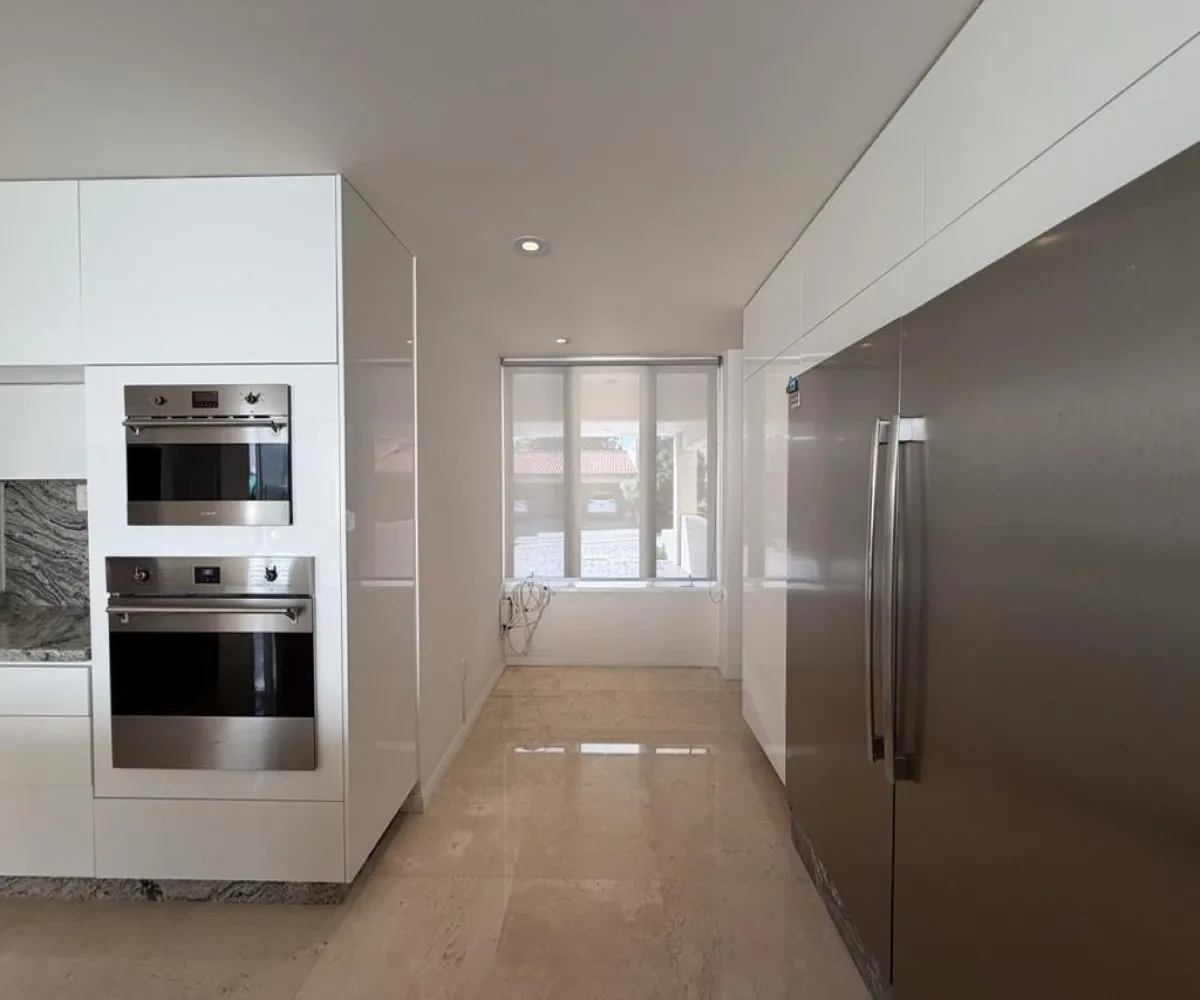 Casa En Renta,Lomas del Bosque,Boulevard Paseo Lomas del Bosque 4389, Zapopan, Jalisco 45118, 4 Habitaciones,5 Baños,Boulevard Paseo Lomas del Bosque,2,pM7vZlw