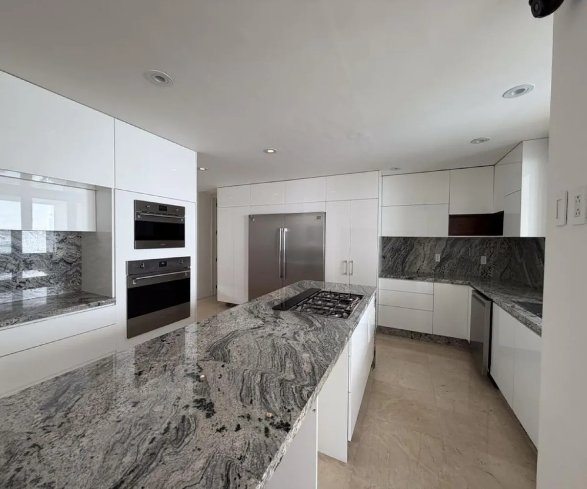 Casa En Renta,Lomas del Bosque,Boulevard Paseo Lomas del Bosque 4389, Zapopan, Jalisco 45118, 4 Habitaciones,5 Baños,Boulevard Paseo Lomas del Bosque,2,pM7vZlw