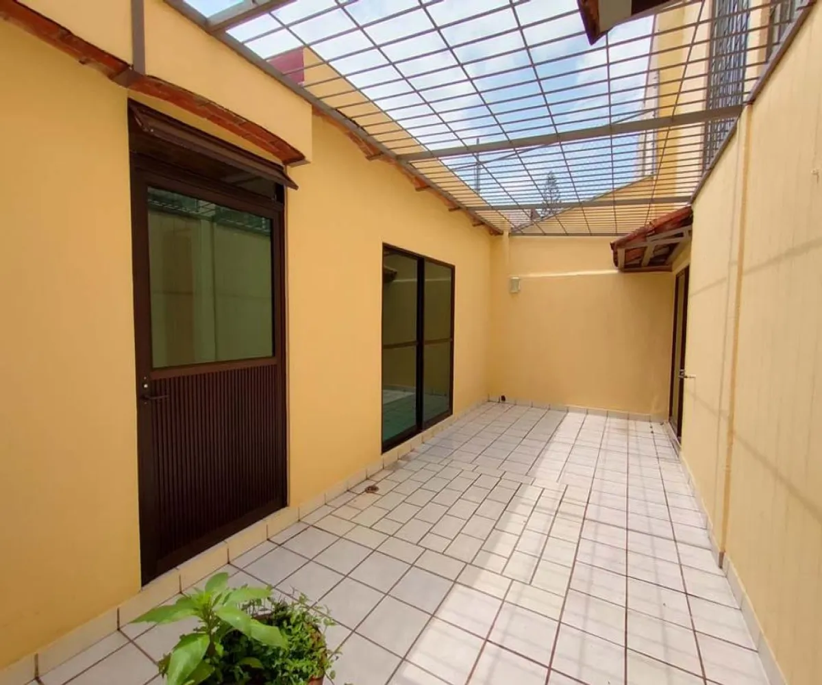 Casa En Renta,Guadalupe,Santa Catalina de Siena 881, Zapopan, Jalisco 45047,2 Baños,Santa Catalina de Siena,2,paB2fnv