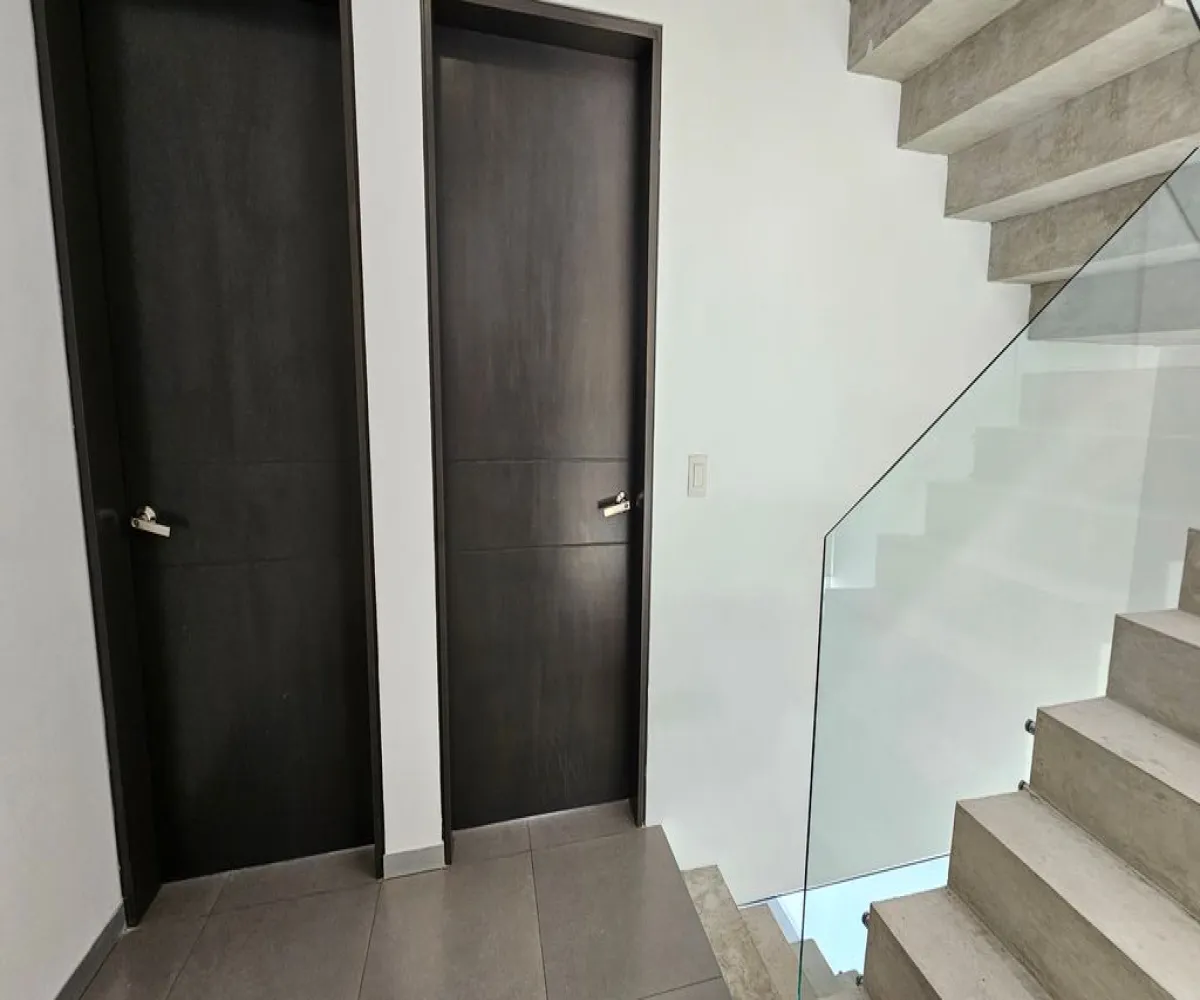 Casa En Venta,Jocotán,Calle Acero 225, Zapopan, Jalisco 45017, 3 Habitaciones,4 Baños,Calle Acero,3,pFRksdu