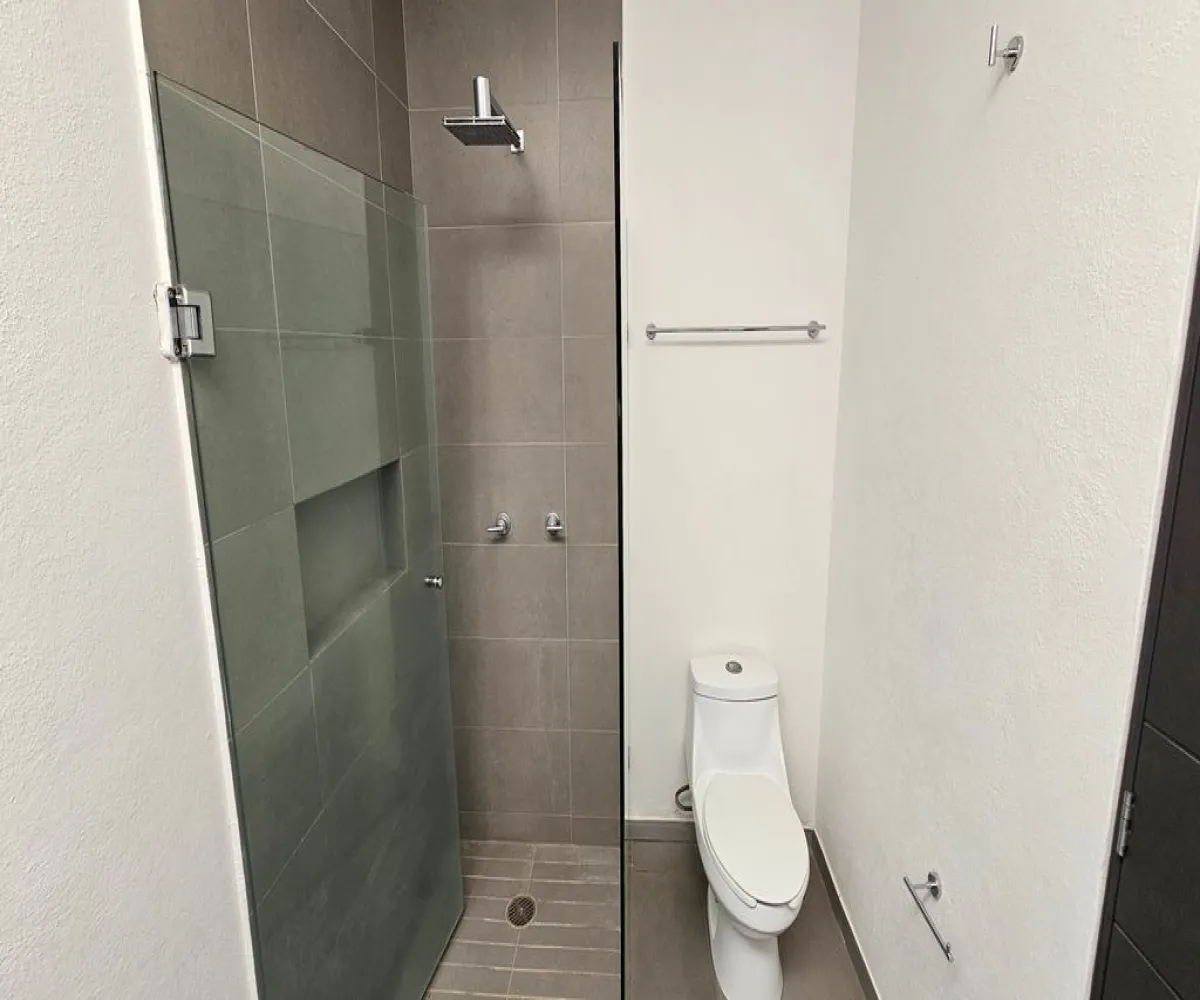 Casa En Venta,Jocotán,Calle Acero 225, Zapopan, Jalisco 45017, 3 Habitaciones,4 Baños,Calle Acero,3,pFRksdu