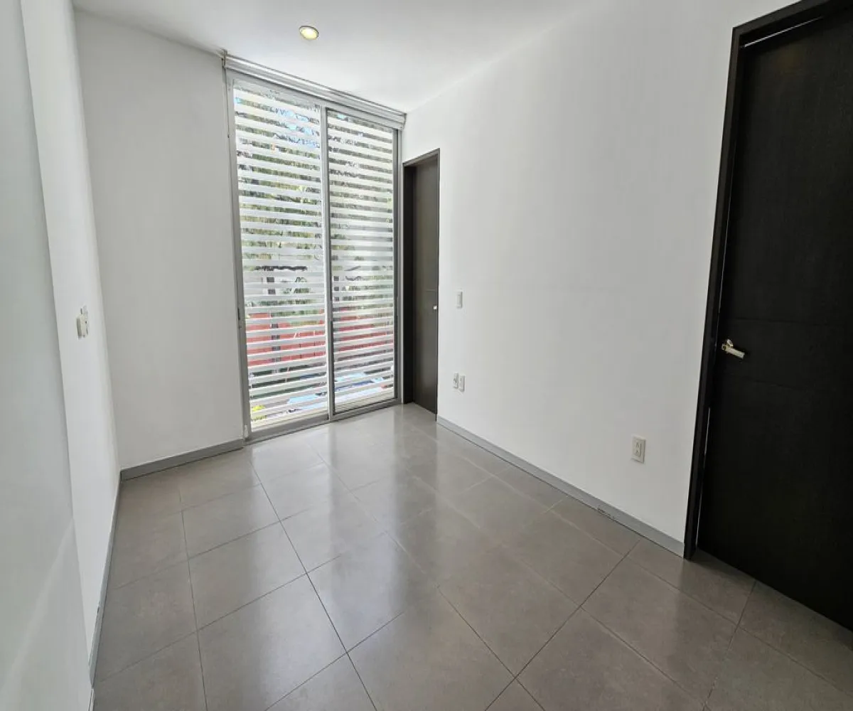 Casa En Venta,Jocotán,Calle Acero 225, Zapopan, Jalisco 45017, 3 Habitaciones,4 Baños,Calle Acero,3,pFRksdu