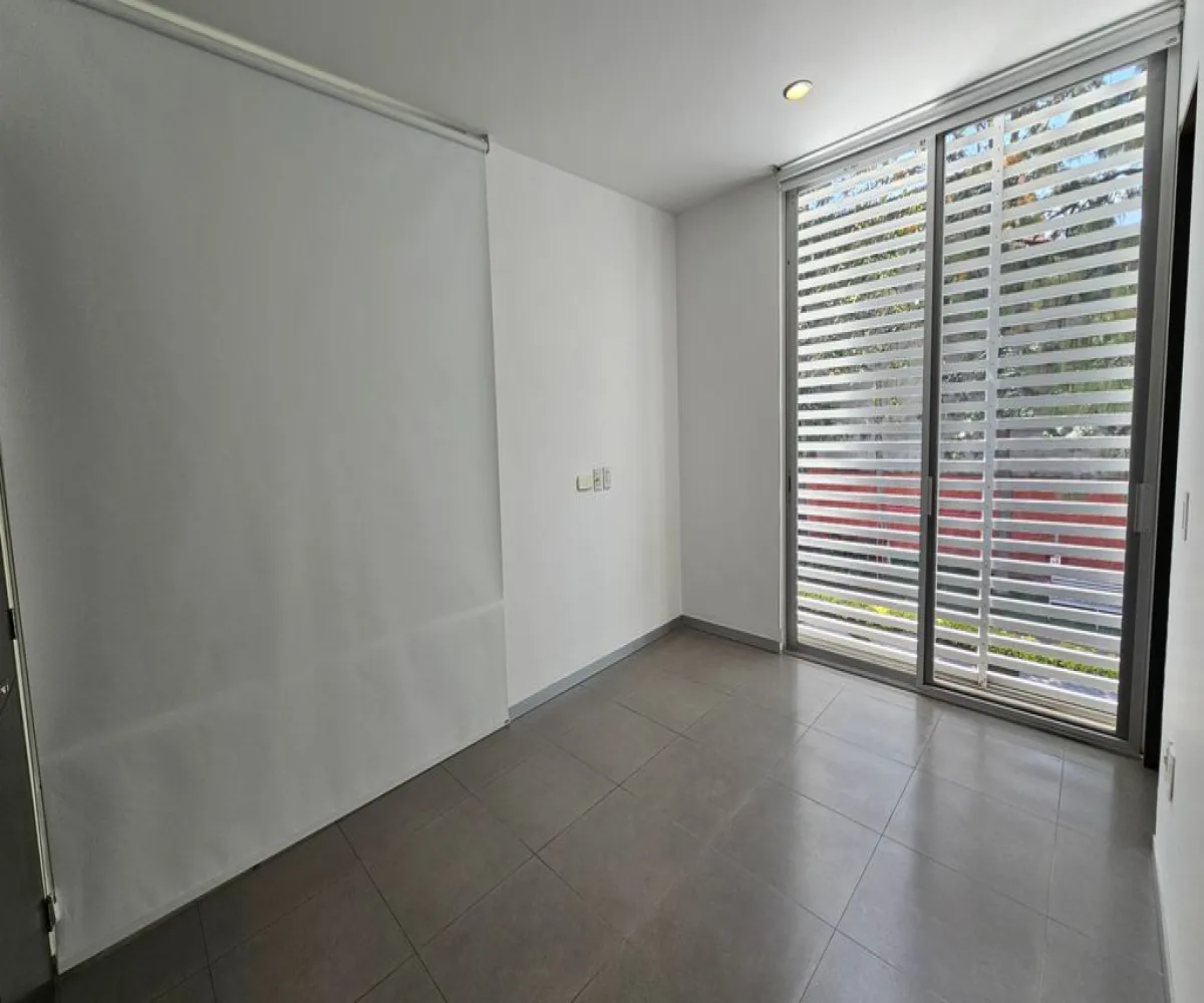 Casa En Venta,Jocotán,Calle Acero 225, Zapopan, Jalisco 45017, 3 Habitaciones,4 Baños,Calle Acero,3,pFRksdu