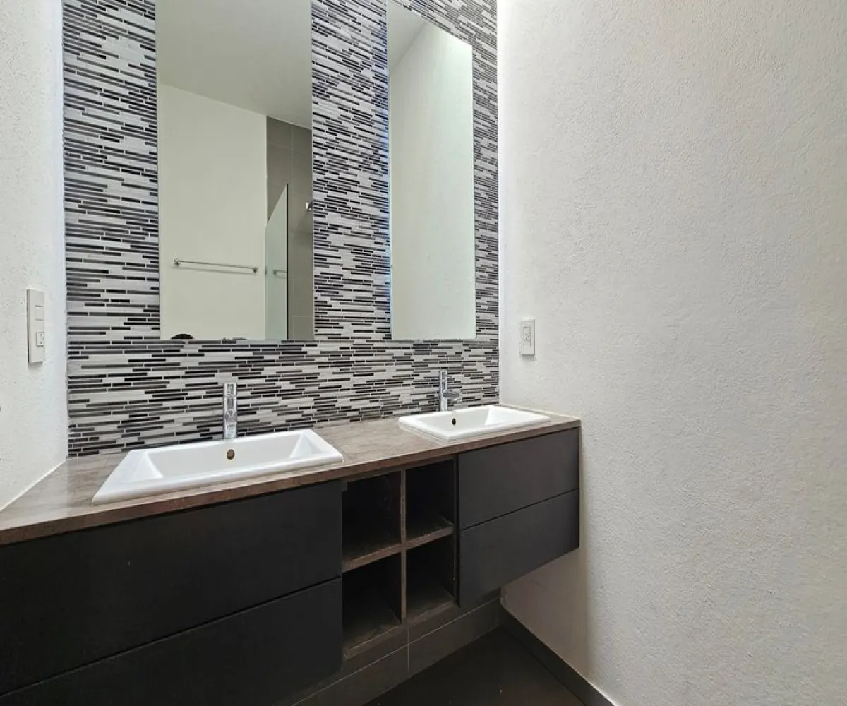 Casa En Venta,Jocotán,Calle Acero 225, Zapopan, Jalisco 45017, 3 Habitaciones,4 Baños,Calle Acero,3,pFRksdu