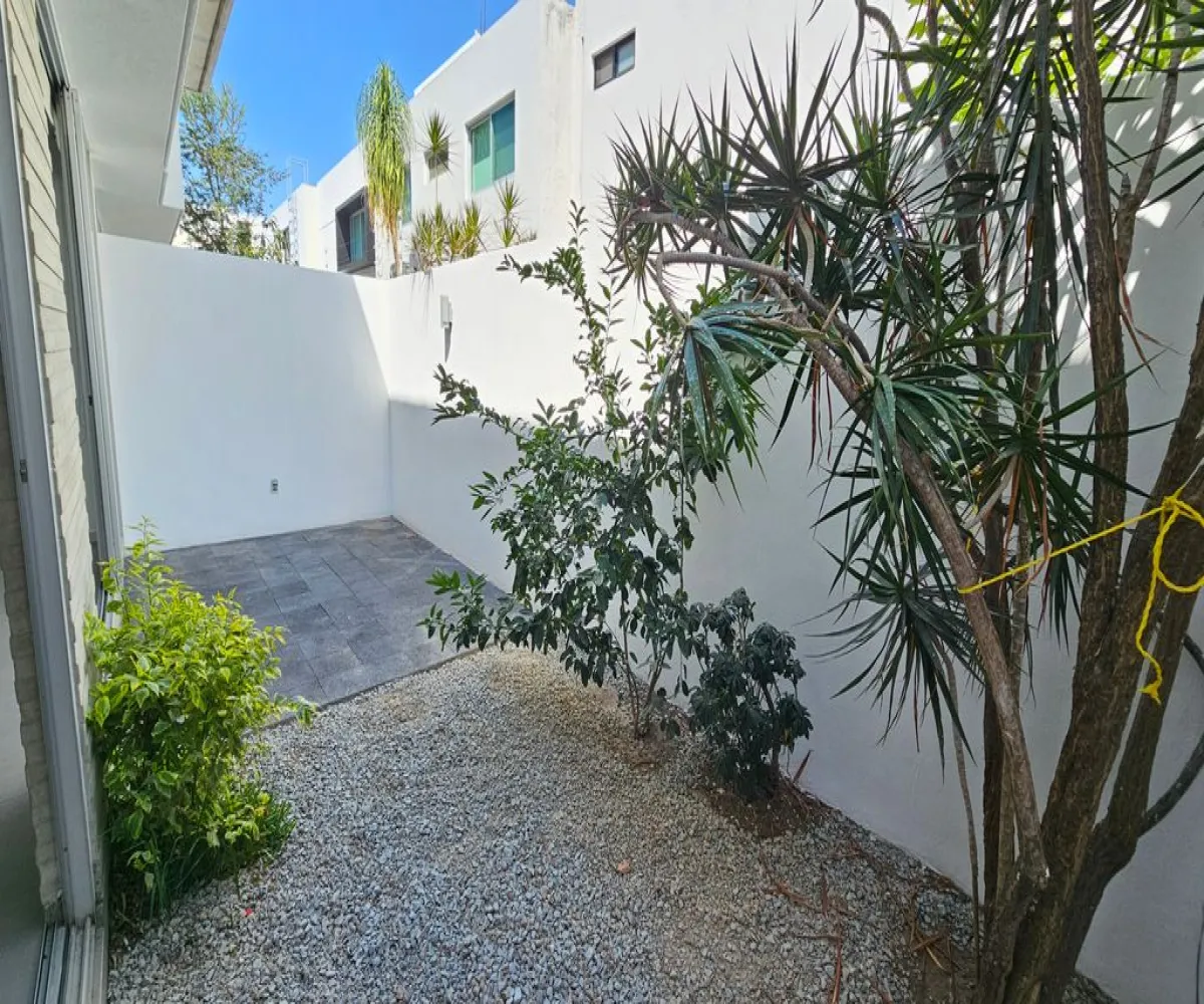 Casa En Venta,Jocotán,Calle Acero 225, Zapopan, Jalisco 45017, 3 Habitaciones,4 Baños,Calle Acero,3,pFRksdu