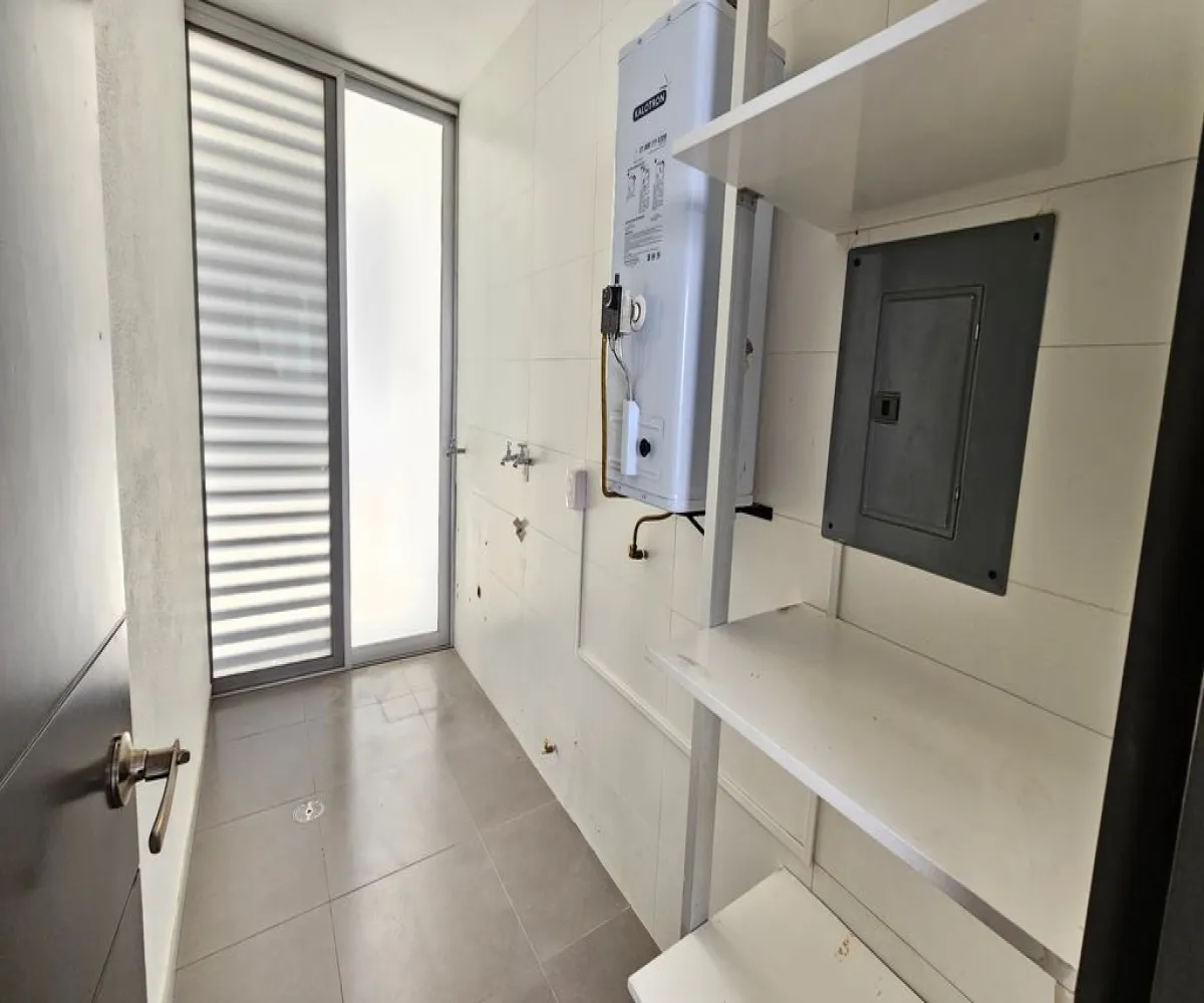 Casa En Venta,Jocotán,Calle Acero 225, Zapopan, Jalisco 45017, 3 Habitaciones,4 Baños,Calle Acero,3,pFRksdu