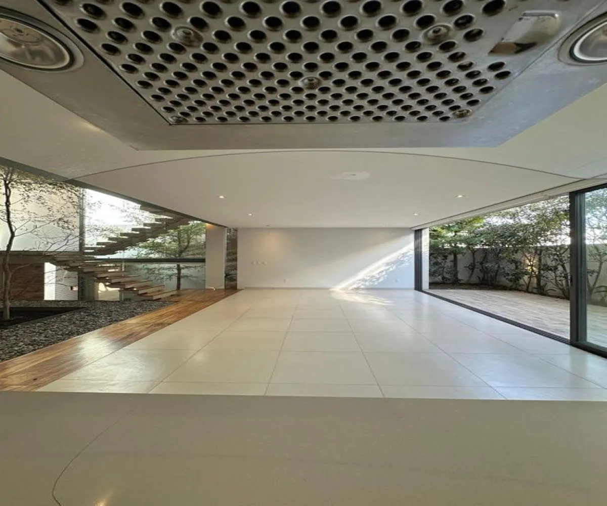 Casa En Renta,Puerta Las Lomas,Avenida de las Lomas S/N, Zapopan, Jalisco 45110, 3 Habitaciones,5 Baños,Avenida de las Lomas,1,p1GhSz7