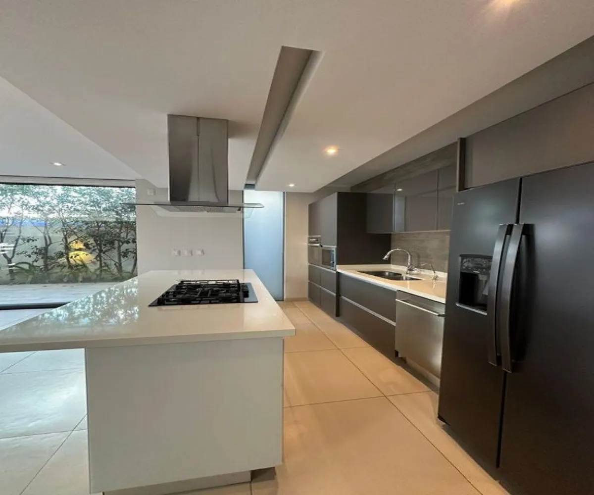 Casa En Renta,Puerta Las Lomas,Avenida de las Lomas S/N, Zapopan, Jalisco 45110, 3 Habitaciones,5 Baños,Avenida de las Lomas,1,p1GhSz7