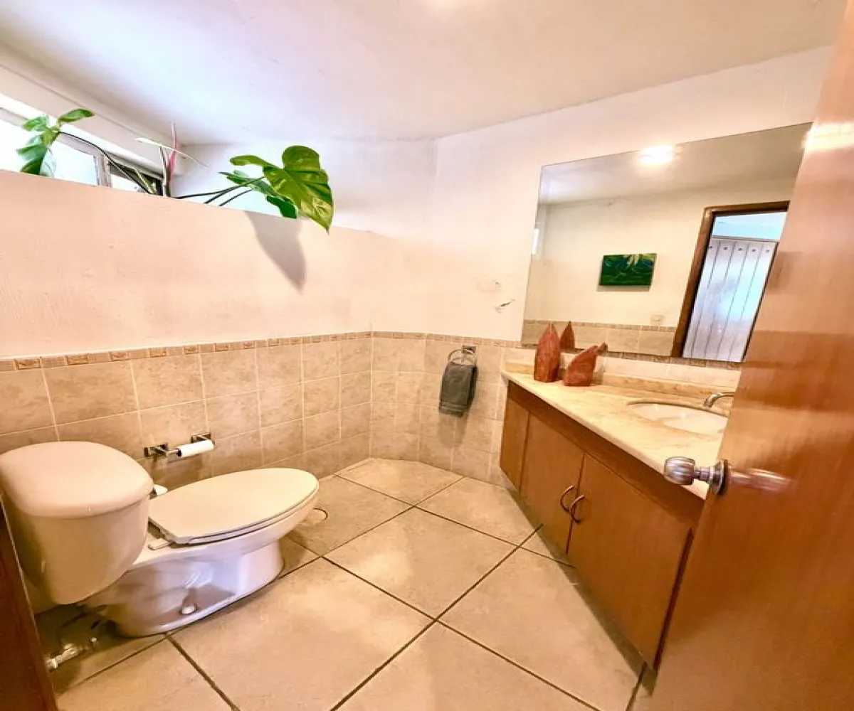 Casa En Venta,Colinas de San Javier,Calle Circuito Madrigal 1695, Zapopan, Jalisco 45110, 3 Habitaciones,3 Baños,Calle Circuito Madrigal,2,pGWRkgC