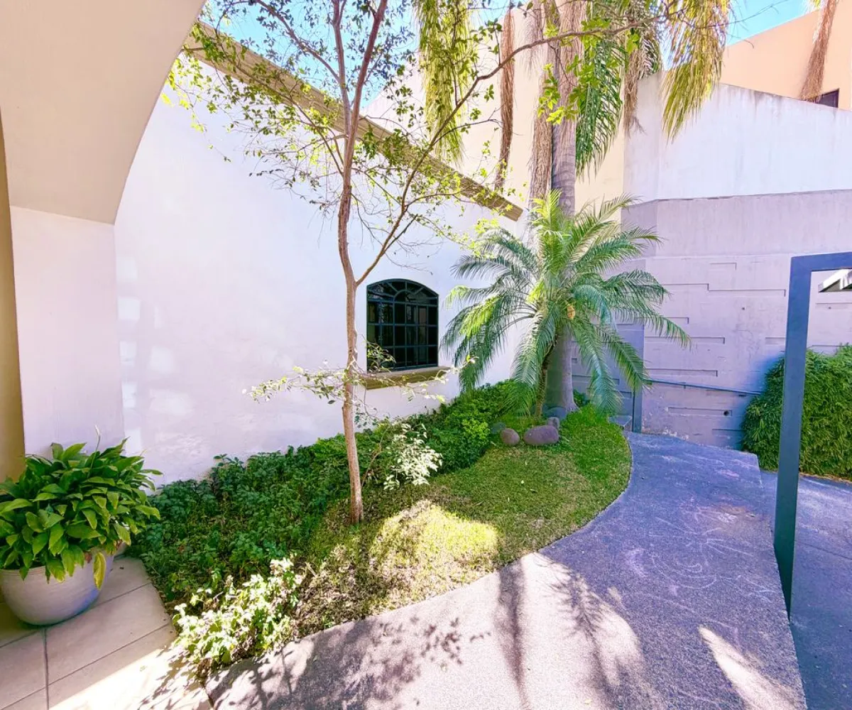 Casa En Venta,Colinas de San Javier,Calle Circuito Madrigal 1695, Zapopan, Jalisco 45110, 3 Habitaciones,3 Baños,Calle Circuito Madrigal,2,pGWRkgC