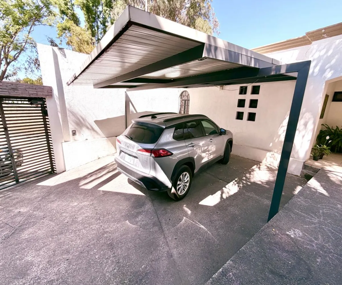 Casa En Venta,Colinas de San Javier,Calle Circuito Madrigal 1695, Zapopan, Jalisco 45110, 3 Habitaciones,3 Baños,Calle Circuito Madrigal,2,pGWRkgC