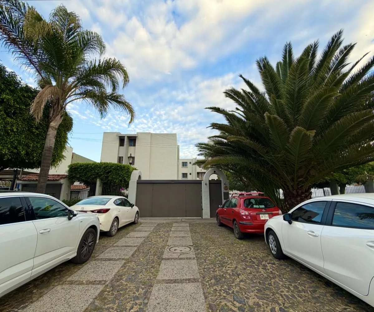 Departamento En Venta,Jardines de Guadalupe,Avenida Patria 637 piso 4, Zapopan, Jalisco 45030, 3 Habitaciones,2 Baños,Avenida Patria,1,pHAiFyQ