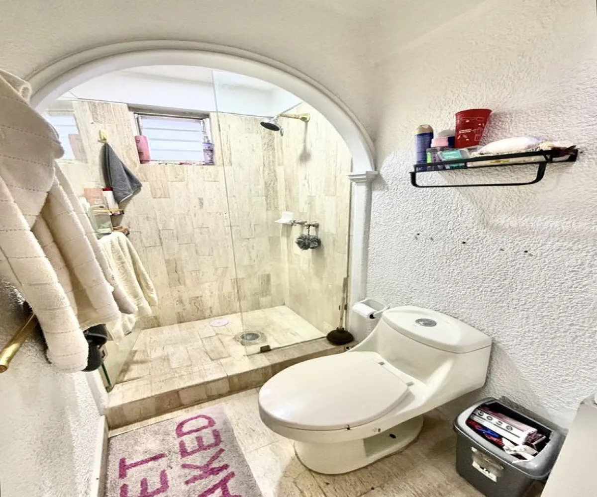 Departamento En Venta,Jardines de Guadalupe,Avenida Patria 637 piso 4, Zapopan, Jalisco 45030, 3 Habitaciones,2 Baños,Avenida Patria,1,pHAiFyQ