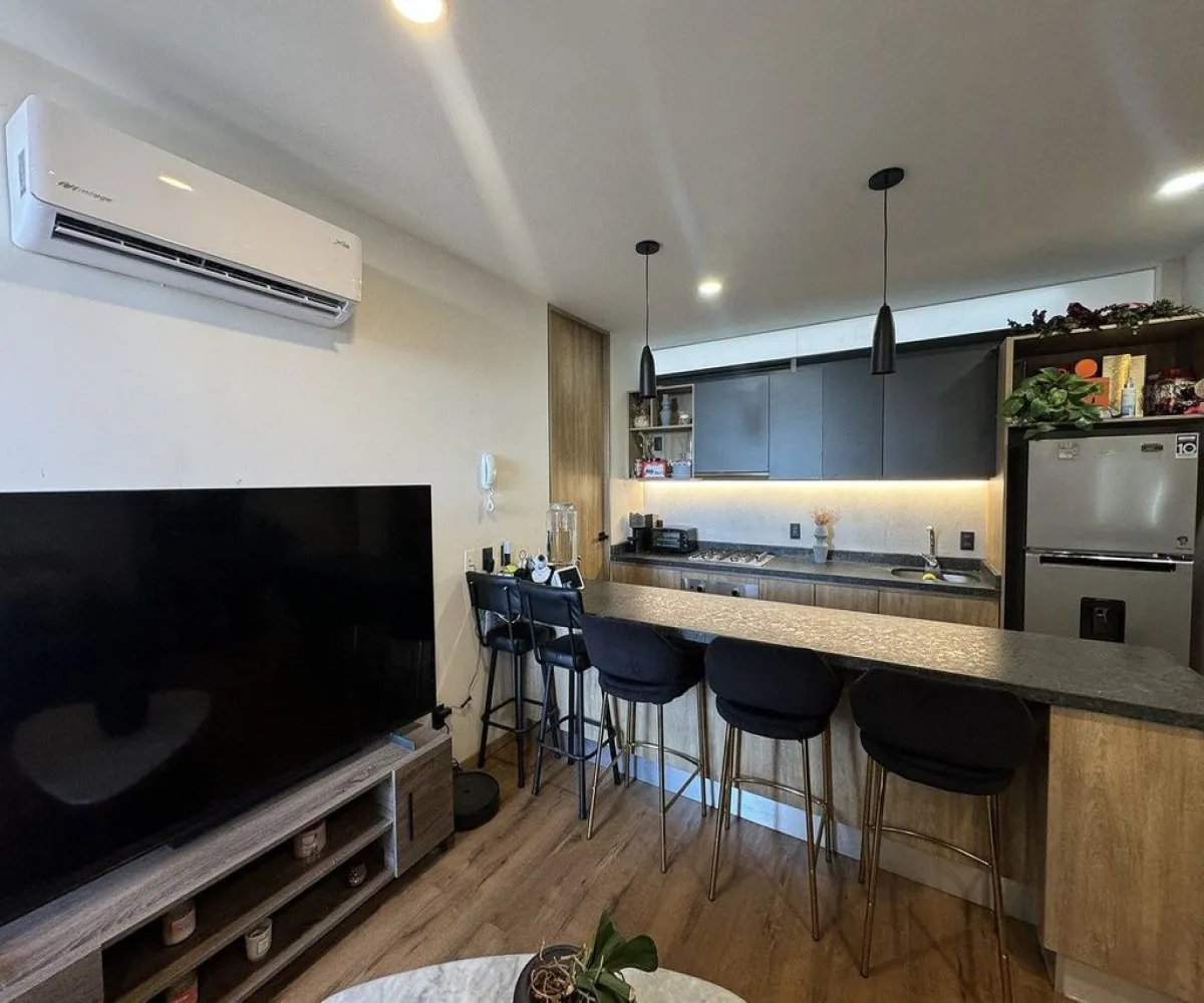 Departamento En Venta,Vallarta Universidad,Avenida Naciones Unidas 5546, Zapopan, Jalisco 45110, 1 Cuarto,1 Baño,Avenida Naciones Unidas,1,pIp1nzQ