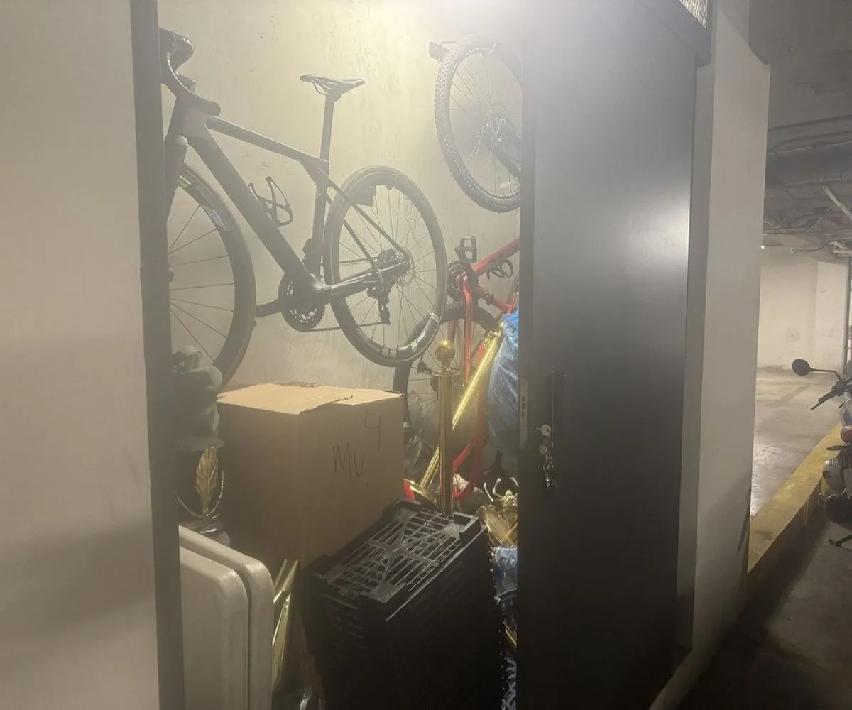 Departamento En Venta,Vallarta Universidad,Avenida Naciones Unidas 5546, Zapopan, Jalisco 45110, 1 Cuarto,1 Baño,Avenida Naciones Unidas,1,pIp1nzQ