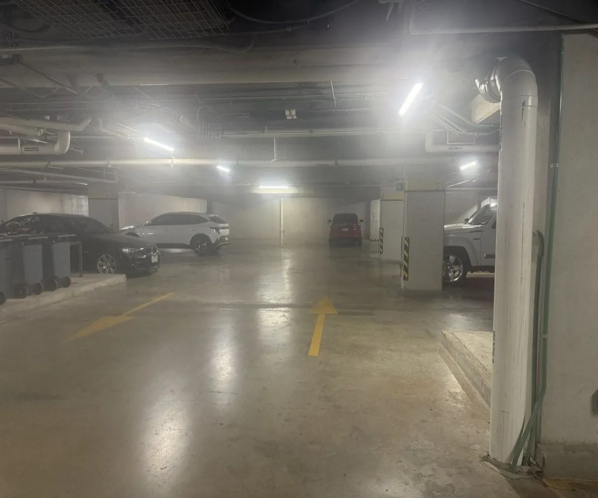 Departamento En Venta,Vallarta Universidad,Avenida Naciones Unidas 5546, Zapopan, Jalisco 45110, 1 Cuarto,1 Baño,Avenida Naciones Unidas,1,pIp1nzQ