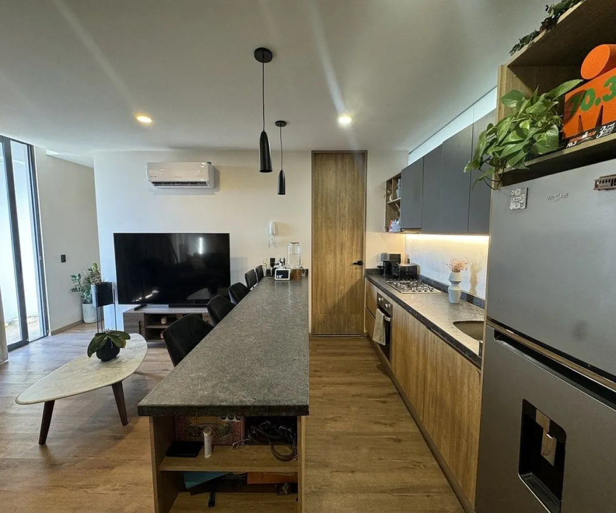 Departamento En Venta,Vallarta Universidad,Avenida Naciones Unidas 5546, Zapopan, Jalisco 45110, 1 Cuarto,1 Baño,Avenida Naciones Unidas,1,pIp1nzQ