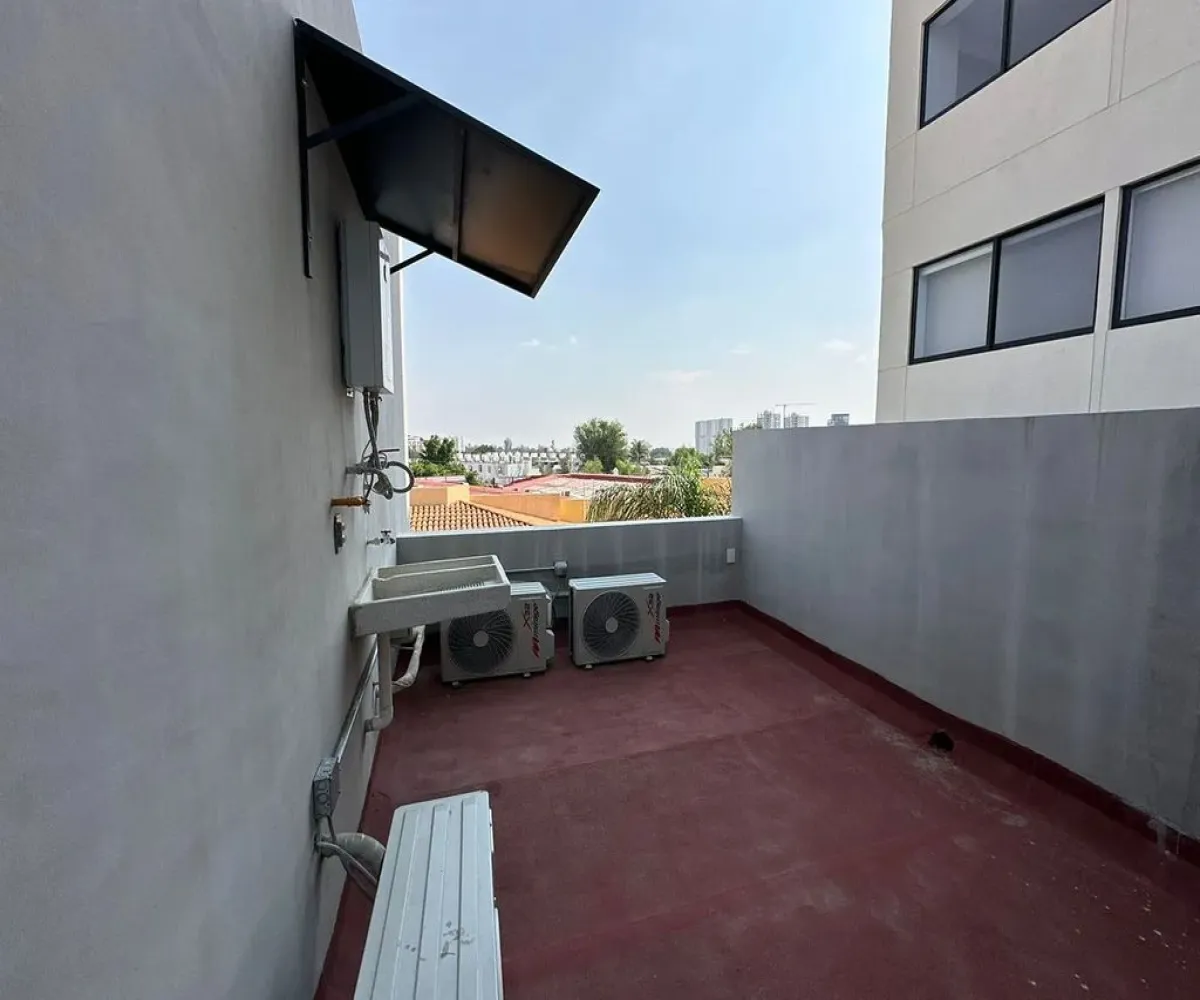 Casa En Venta,Granja,Calzada de los Laureles 835, Zapopan, Jalisco 45010, 4 Habitaciones,4 Baños,Calzada de los Laureles,3,pTtuS2X