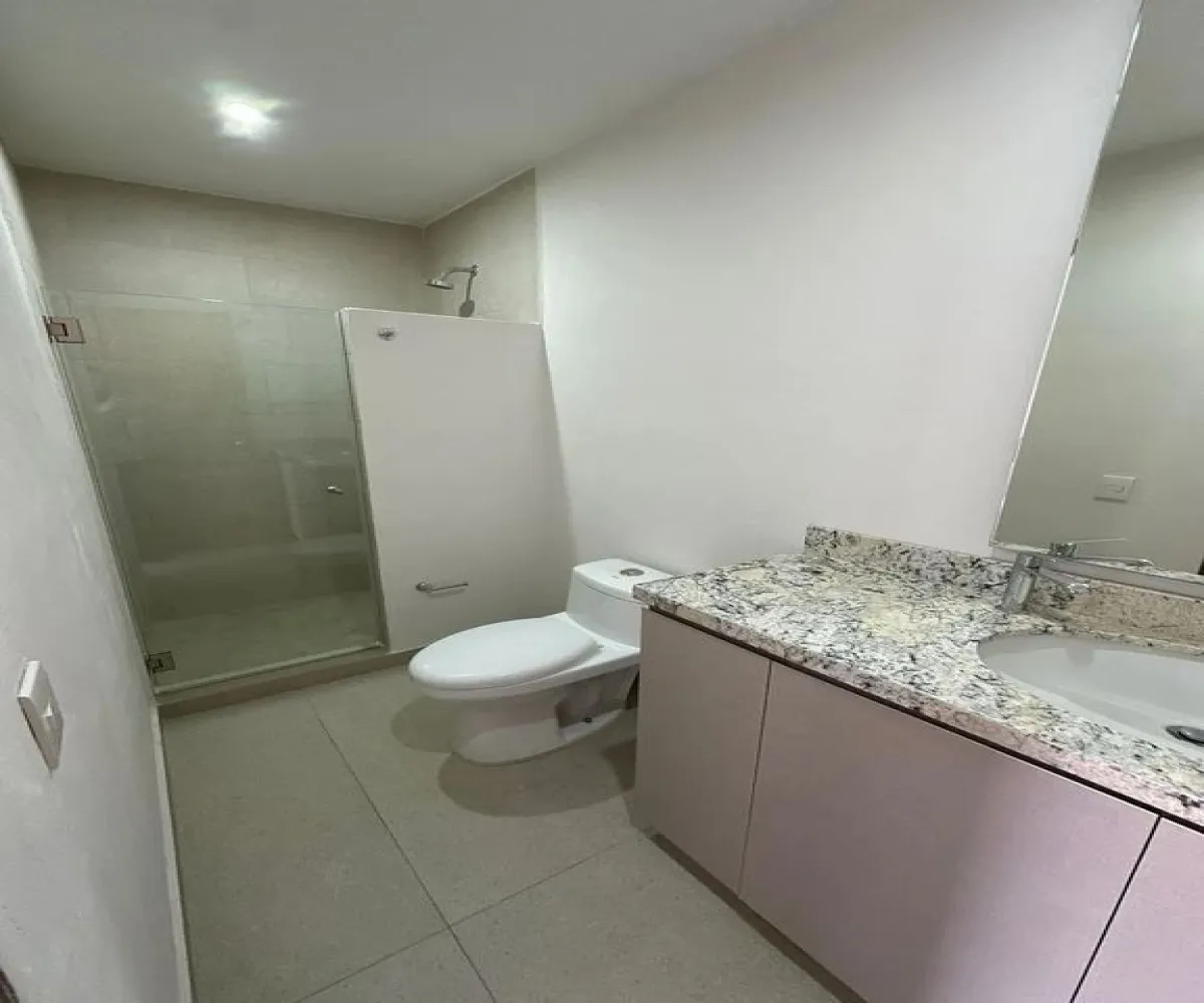 Casa En Venta,Granja,Calzada de los Laureles 835, Zapopan, Jalisco 45010, 4 Habitaciones,4 Baños,Calzada de los Laureles,3,pTtuS2X