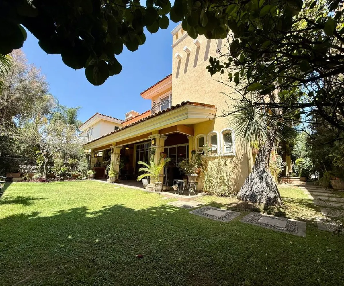 Casa En Venta,Bugambilias,Azaleas 528, Zapopan, Jalisco 45238, 3 Habitaciones,4 Baños,Azaleas,2,pnIechC