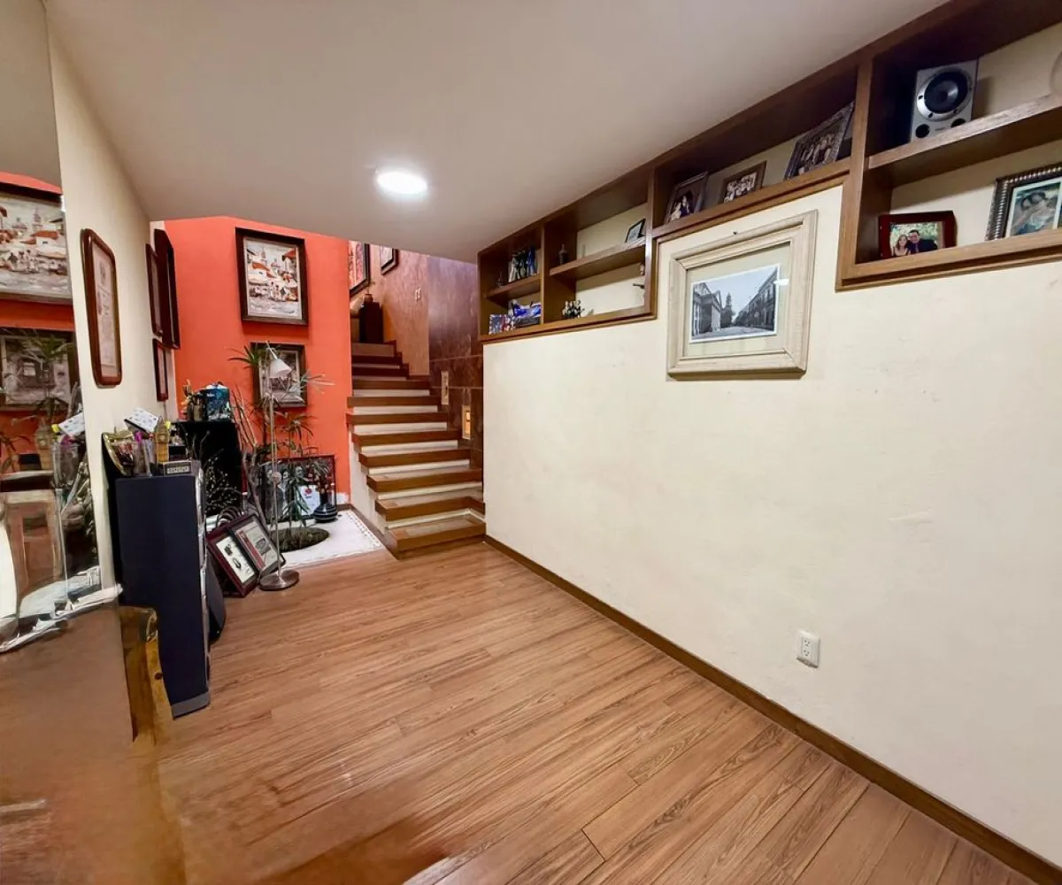 Casa En Venta,Bugambilias,Azaleas 528, Zapopan, Jalisco 45238, 3 Habitaciones,4 Baños,Azaleas,2,pnIechC