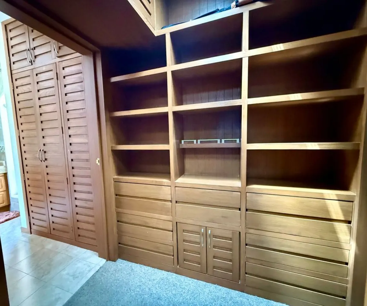 Casa En Venta,Bugambilias,Azaleas 528, Zapopan, Jalisco 45238, 3 Habitaciones,4 Baños,Azaleas,2,pnIechC