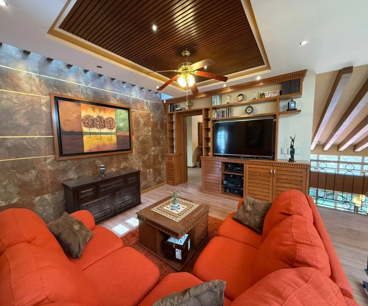 Casa En Venta,Bugambilias,Azaleas 528, Zapopan, Jalisco 45238, 3 Habitaciones,4 Baños,Azaleas,2,pnIechC