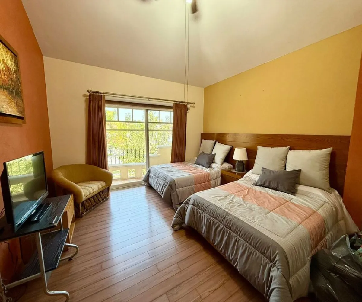 Casa En Venta,Bugambilias,Azaleas 528, Zapopan, Jalisco 45238, 3 Habitaciones,4 Baños,Azaleas,2,pnIechC