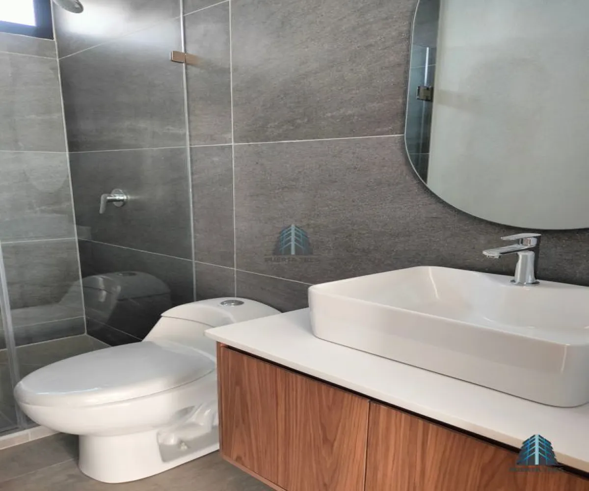 Departamento En Venta,Tlaquepaque,Avenida de los Bosques 1339, San Pedro Tlaquepaque, Jalisco 45610, 2 Habitaciones,2 Baños,Avenida de los Bosques,4,pBnta0z