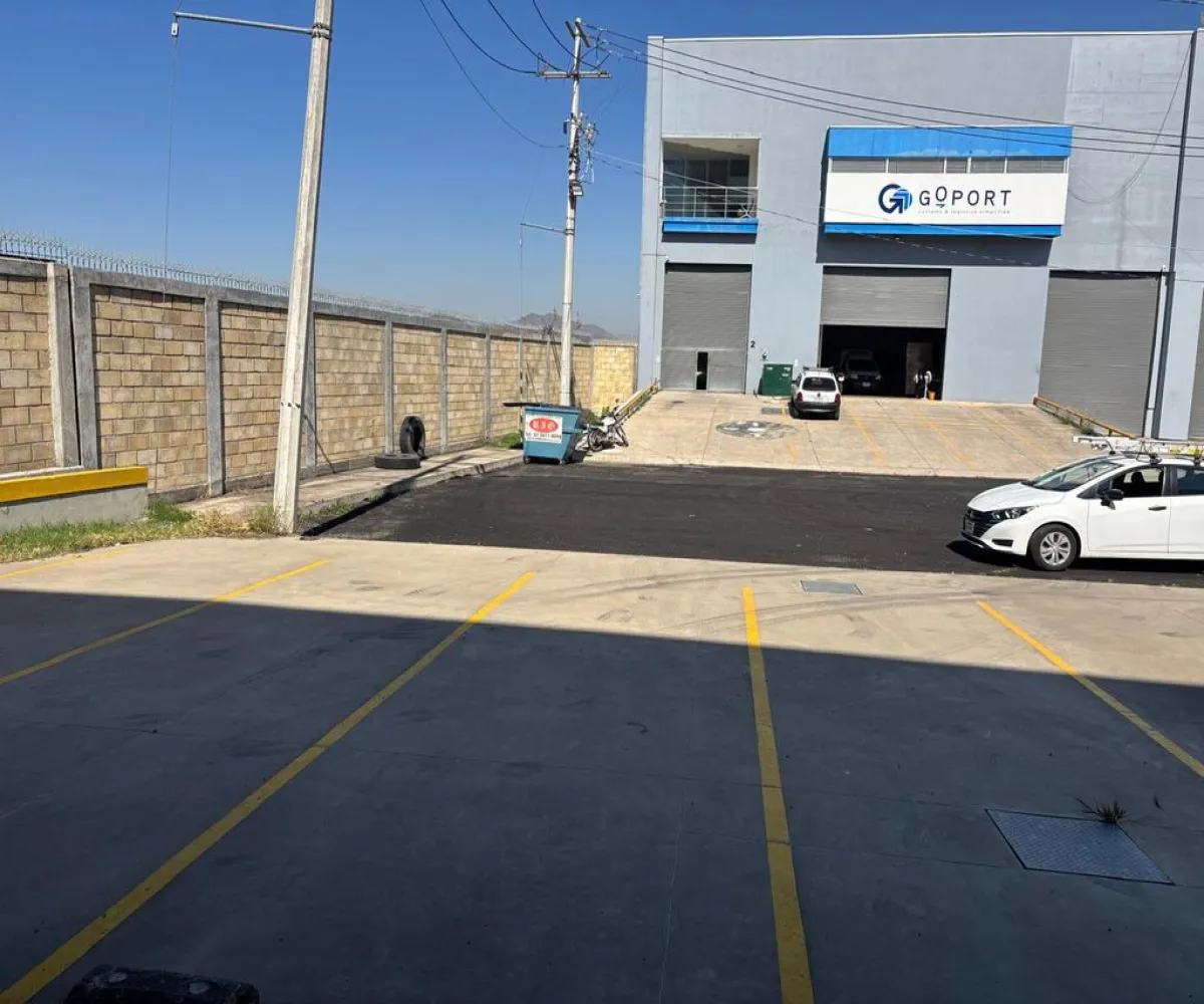 Bodega En Renta,Centro,Avenida Prolongación Lopez Mateos Sur 18000, Tlajomulco de Zúñiga, Jalisco 45640,5 Baños,Avenida Prolongación Lopez Mateos Sur,1,pOgHEt3