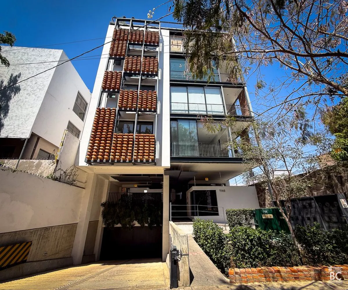 Departamento En Venta,Americana,Calle Pedro Moreno 1140, Guadalajara, Jalisco 44160, 1 Cuarto,1 Baño,Calle Pedro Moreno,1,pbJH9yI