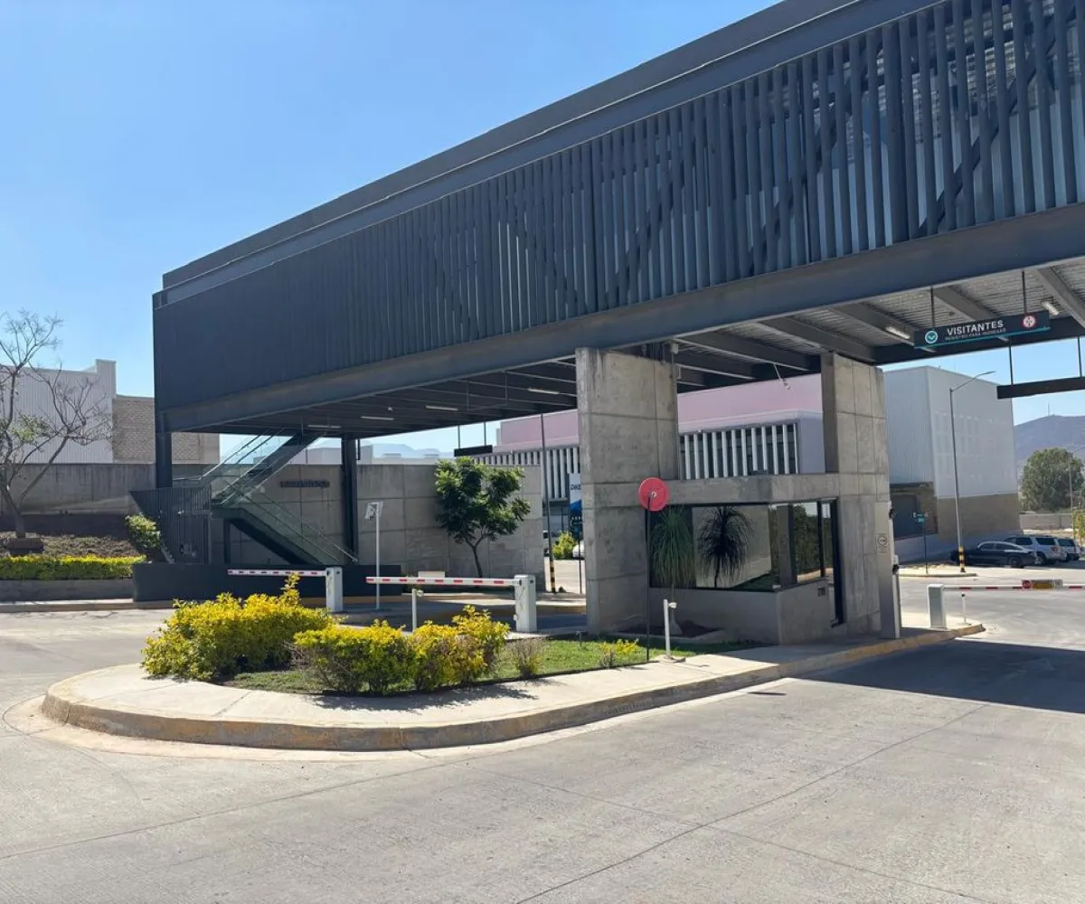 Bodega En Renta,Carretera a San Isidro Mazatepec 4978, Tlajomulco de Zúñiga, Jalisco 45640,5 Baños,Carretera a San Isidro Mazatepec,1,ppc1Iot