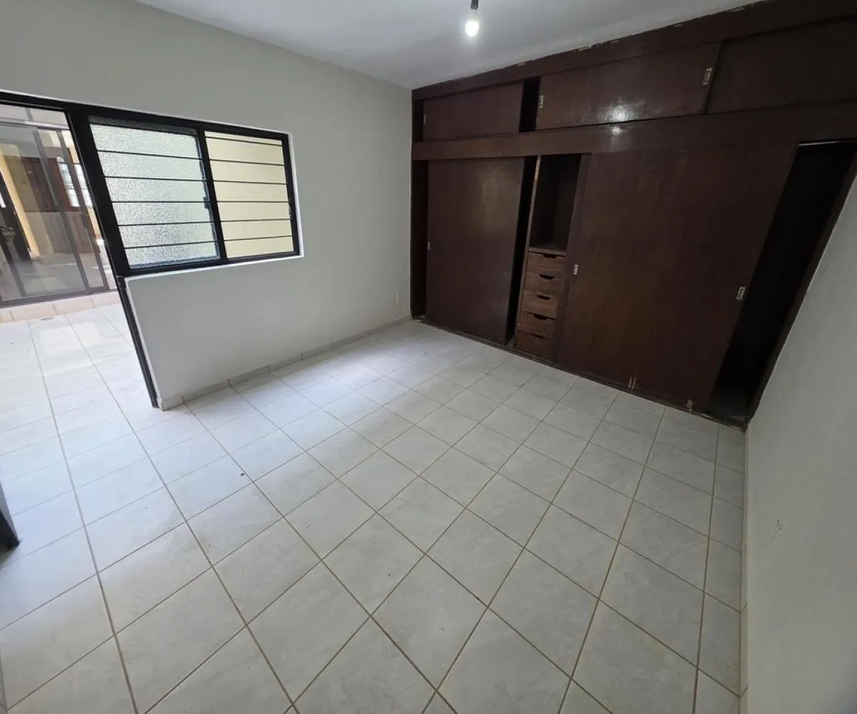 Casa En Renta,La Guadalupana,Juan Gómez de Parada S/N, Guadalajara, Jalisco 44220, 4 Habitaciones,3 Baños,Juan Gómez de Parada,2,pGrpLZK
