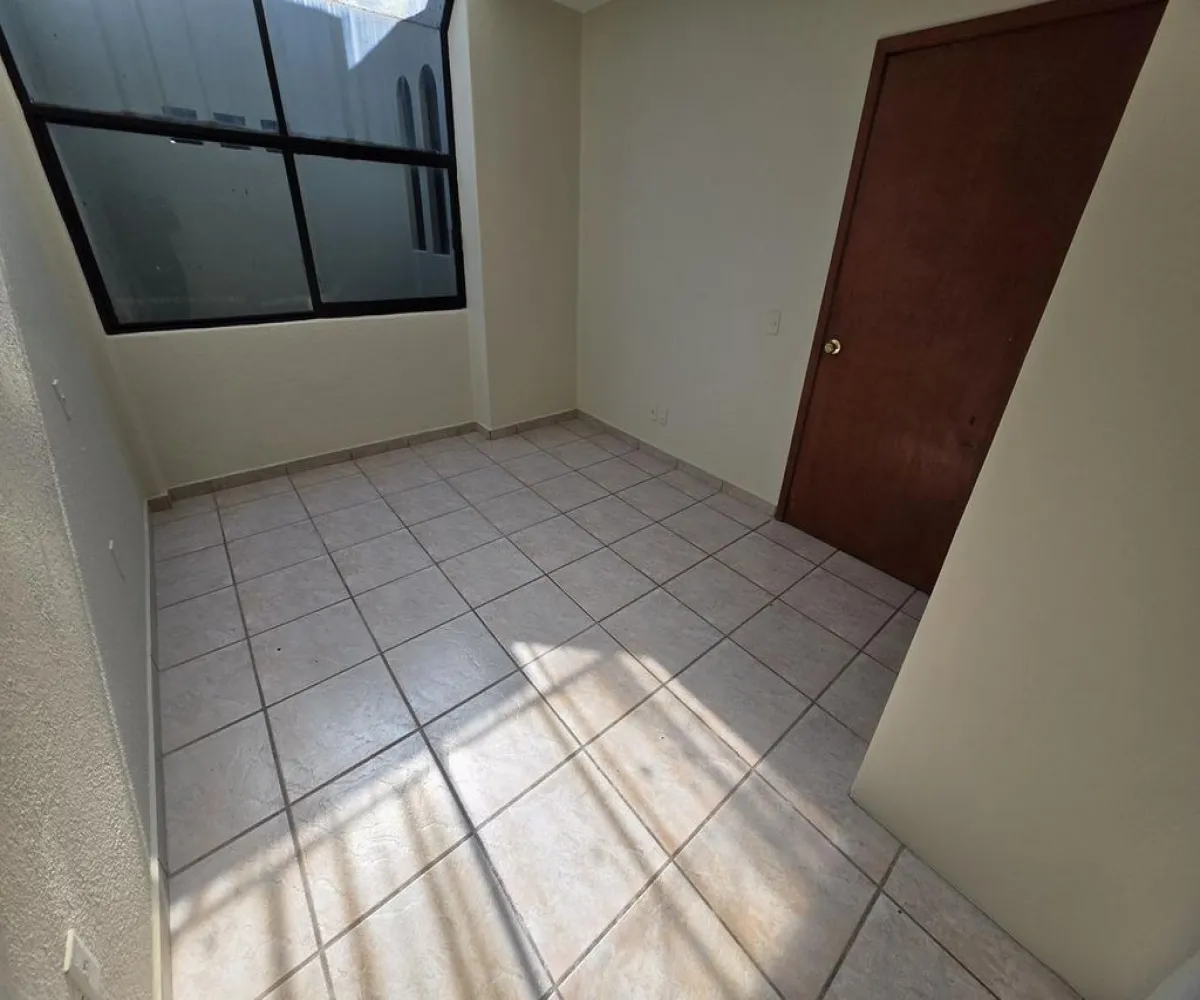 Casa En Renta,La Guadalupana,Juan Gómez de Parada S/N, Guadalajara, Jalisco 44220, 4 Habitaciones,3 Baños,Juan Gómez de Parada,2,pGrpLZK