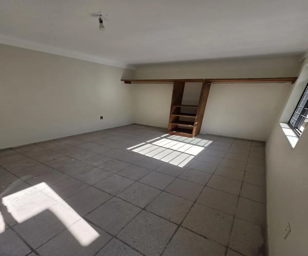 Casa En Renta,La Guadalupana,Juan Gómez de Parada S/N, Guadalajara, Jalisco 44220, 4 Habitaciones,3 Baños,Juan Gómez de Parada,2,pGrpLZK