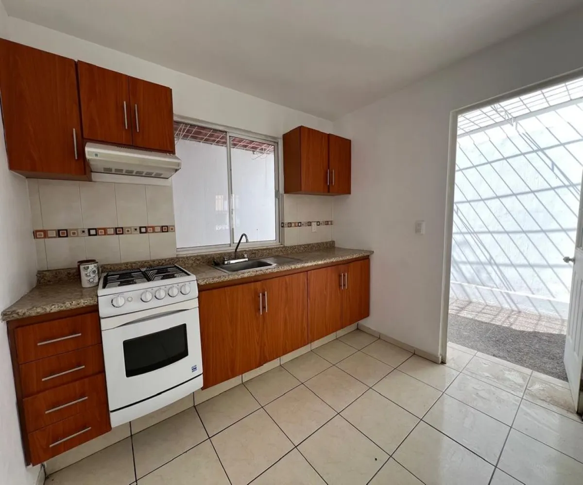 Casa En Venta,Mariano Otero,Calle Camino Nacional 1373 39, Zapopan, Jalisco 45067, 3 Habitaciones,2 Baños,Calle Camino Nacional,2,p9pZDta